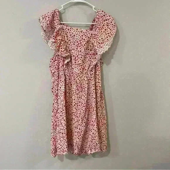 Old Navy Waist Defined Flutter-Sleeve Tie-Back Mini Dress - Picture 2 of 6